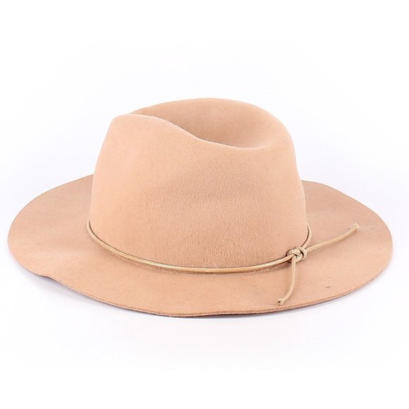 Ecote Accessories - Perfect condition wool Ecoté Hat